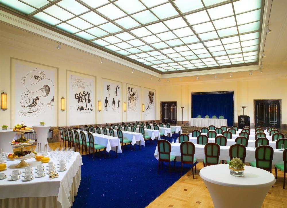 Hotel Elephant Weimar, Autograph Collection Exterior foto The interior of the restaurant
